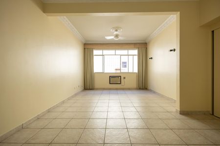 Apartamento para alugar com 119m², 3 quartos e 1 vagaSala