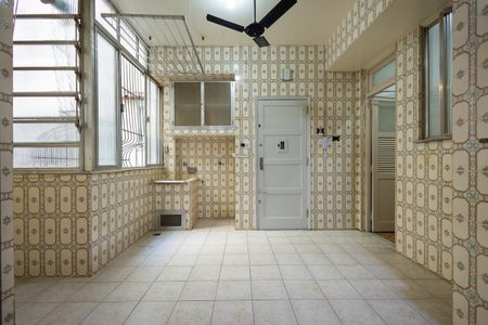 Apartamento para alugar com 119m², 3 quartos e 1 vagaÁrea de Serviço