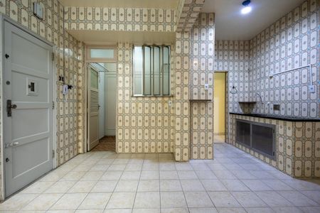 Apartamento para alugar com 119m², 3 quartos e 1 vagaÁrea de Serviço