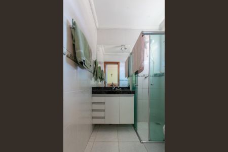 Casa à venda com 138m², 3 quartos e 2 vagasBanheiro da Suíte