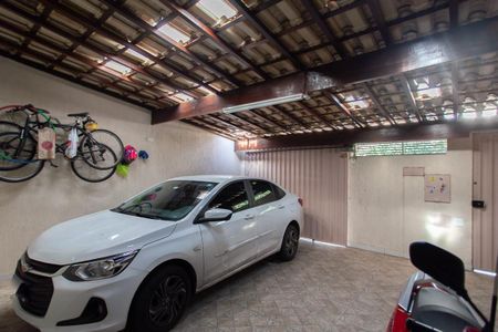 Casa à venda com 138m², 3 quartos e 2 vagasGaragem