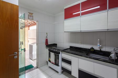 Casa à venda com 138m², 3 quartos e 2 vagasCozinha