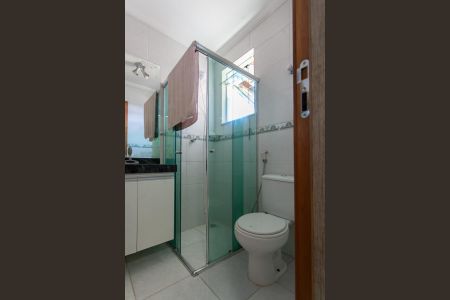 Casa à venda com 138m², 3 quartos e 2 vagasBanheiro da Suíte