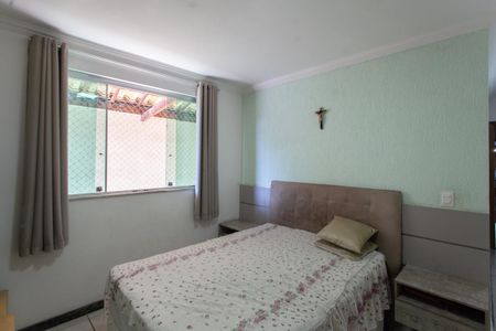 Casa à venda com 138m², 3 quartos e 2 vagasSuíte