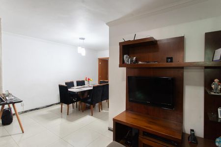 Casa à venda com 138m², 3 quartos e 2 vagasSala