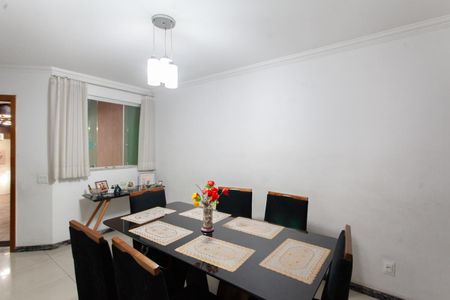 Casa à venda com 138m², 3 quartos e 2 vagasSala de Jantar