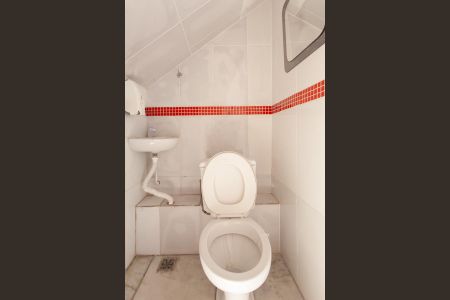 Casa à venda com 138m², 3 quartos e 2 vagasLavabo