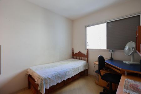 Apartamento à venda com 96m², 3 quartos e 2 vagasQuarto 2