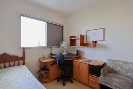 Apartamento à venda com 96m², 3 quartos e 2 vagasQuarto 2