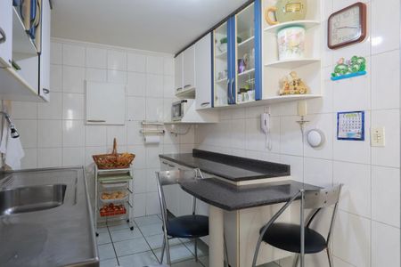 Apartamento à venda com 96m², 3 quartos e 2 vagasCozinha