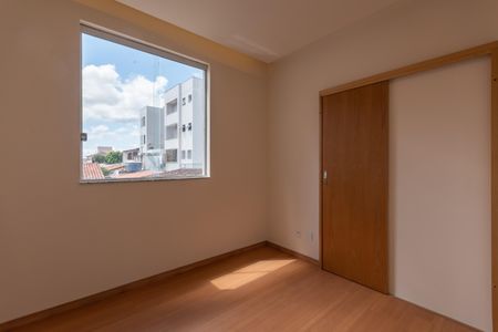 Casa à venda com 108m², 3 quartos e 3 vagas Casa à venda com 108m², 3 quartos e 3 vagasSemi Suíte 2