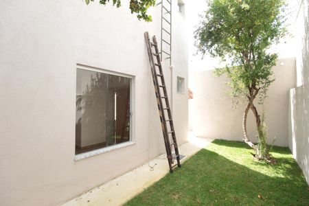Casa à venda com 130m², 3 quartos e 3 vagasÁrea Externa