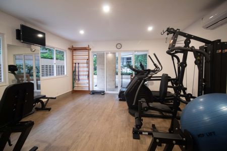 Apartamento à venda com 139m², 3 quartos e 2 vagas Apartamento à venda com 139m², 3 quartos e 2 vagasÁrea comum - academia