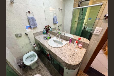 Apartamento para alugar com 300m², 4 quartos e 2 vagasBanheiro