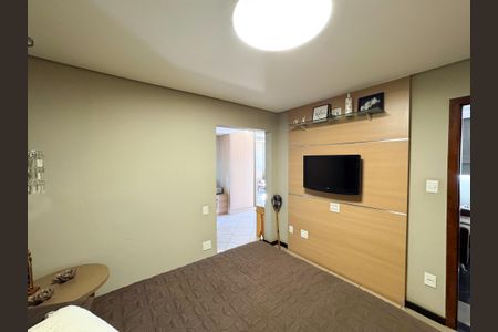 Apartamento para alugar com 300m², 4 quartos e 2 vagasQuarto 2