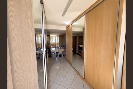 Apartamento para alugar com 300m², 4 quartos e 2 vagasCloset