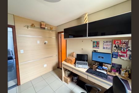 Apartamento para alugar com 300m², 4 quartos e 2 vagasQuarto 3