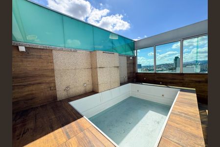 Apartamento para alugar com 300m², 4 quartos e 2 vagasVaranda gourmet