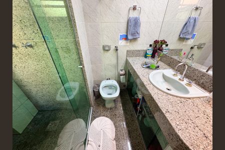 Apartamento para alugar com 300m², 4 quartos e 2 vagasBanheiro