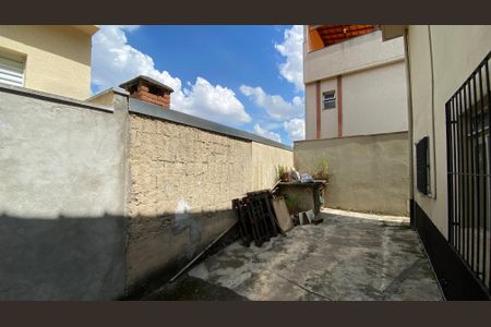 Casa à venda com 426m², 8 quartos e 2 vagas Casa à venda com 426m², 8 quartos e 2 vagasQuintal
