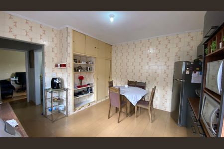 Casa à venda com 426m², 8 quartos e 2 vagas Casa à venda com 426m², 8 quartos e 2 vagasCasa 2 - Cozinha