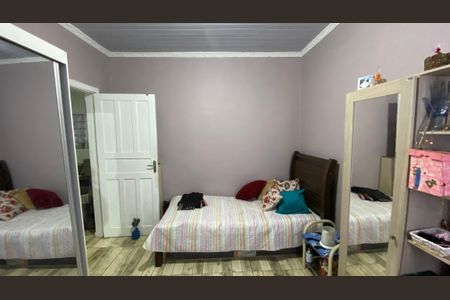 Casa à venda com 426m², 8 quartos e 2 vagas Casa à venda com 426m², 8 quartos e 2 vagasCasa 1 - Quarto 3