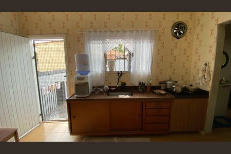 Casa à venda com 426m², 8 quartos e 2 vagas Casa à venda com 426m², 8 quartos e 2 vagasCasa 2 - Cozinha