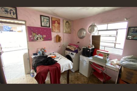 Casa à venda com 426m², 8 quartos e 2 vagas Casa à venda com 426m², 8 quartos e 2 vagasÁrea de Serviço - Quarto de Apoio