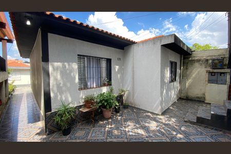 Casa à venda com 426m², 8 quartos e 2 vagas Casa à venda com 426m², 8 quartos e 2 vagasQuintal