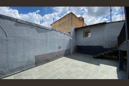 Casa à venda com 426m², 8 quartos e 2 vagas Casa à venda com 426m², 8 quartos e 2 vagasQuintal