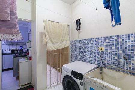 Casa à venda com 160m², 4 quartos e 1 vagaÁrea de Serviço