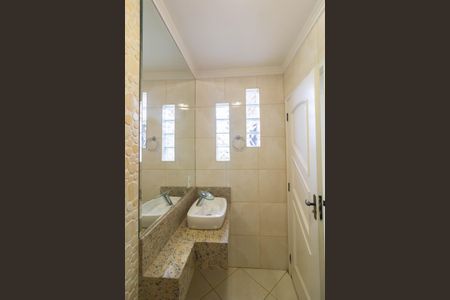 Casa à venda com 160m², 4 quartos e 1 vagaBanheiro 1