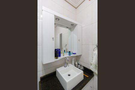 Casa à venda com 160m², 4 quartos e 1 vagaBanheiro 2