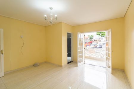 Casa à venda com 160m², 4 quartos e 1 vagaSuíte