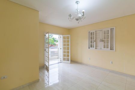 Casa à venda com 160m², 4 quartos e 1 vagaSuíte