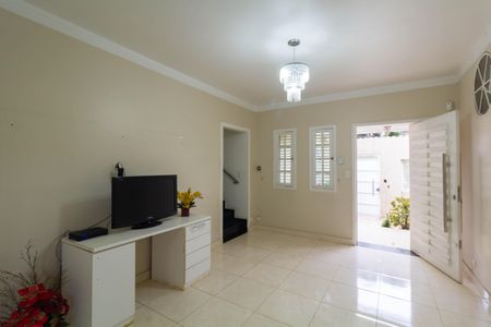 Casa à venda com 160m², 4 quartos e 1 vagaSala