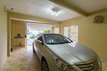 Casa à venda com 160m², 4 quartos e 1 vagaGaragem