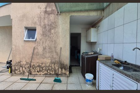 Casa à venda com 230m², 3 quartos e 5 vagas Casa à venda com 230m², 3 quartos e 5 vagasArea de serviço