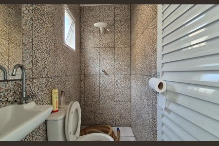 Casa à venda com 230m², 3 quartos e 5 vagas Casa à venda com 230m², 3 quartos e 5 vagasBanheiro