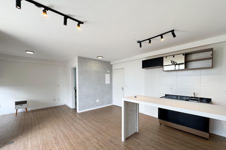 Sala de kitnet/studio para alugar com 1 quarto, 42m² em Centro, São Bernardo do Campo