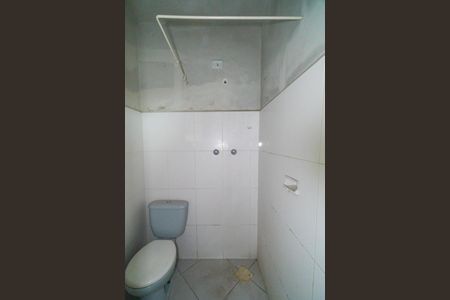 Casa à venda com 200m², 3 quartos e 2 vagasCasa 2 - Banheiro Detalhe