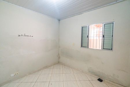 Casa à venda com 200m², 3 quartos e 2 vagasCasa 2 - Quarto