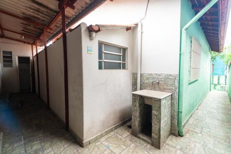 Casa à venda com 200m², 3 quartos e 2 vagasCasa 2 - Lavanderia