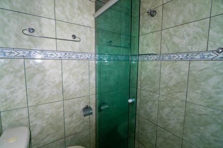 Casa à venda com 200m², 3 quartos e 2 vagasCasa 1 - Banheiro da Suite