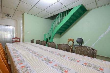 Casa à venda com 223m², 3 quartos e 1 vagaSala de jantar