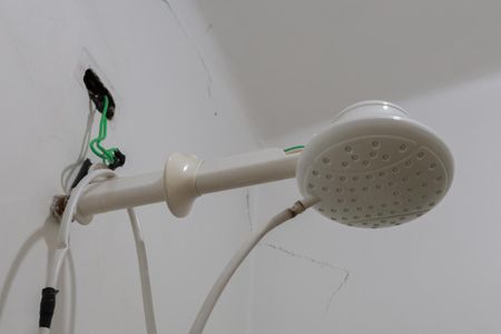 Casa à venda com 223m², 3 quartos e 1 vagaBanheiro 2