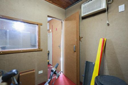 Casa à venda com 223m², 3 quartos e 1 vagaEdícula