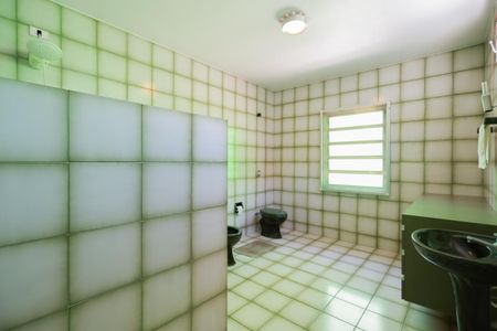 Casa à venda com 223m², 3 quartos e 1 vagaBanheiro da Suíte