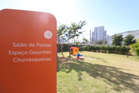 Apartamento à venda com 35m², 2 quartos e sem vagaÁrea comum