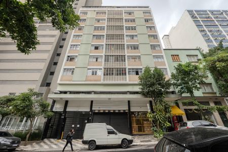 Apartamento à venda com 40m², 1 quarto e sem vaga Apartamento à venda com 40m², 1 quarto e sem vagaFachada